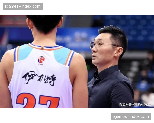 辽粤大战G1现争议判罚，弗格突破被吹进攻犯规引双方教练抗议